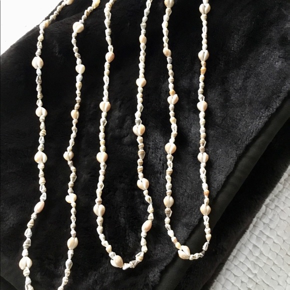 Authentic shell necklace from Hawaii - Picture 2 of 4